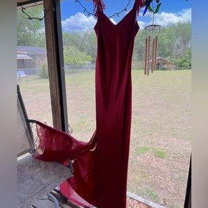 Vintage Nikki Lucas size 6 chiffon train.